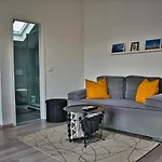 Apartments And Rooms B&B